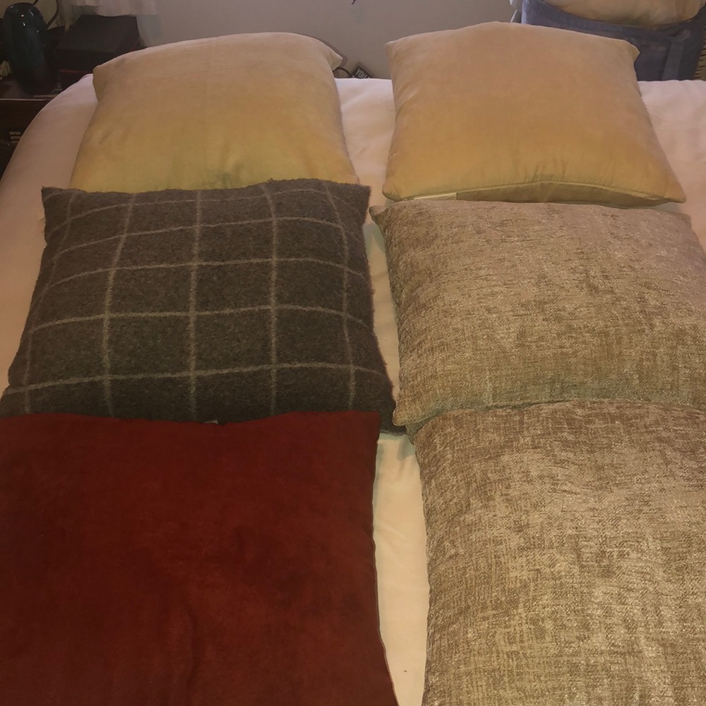 decorative pillow lot